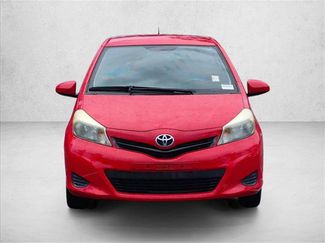 Used 2014 Toyota Yaris L FWD video 2