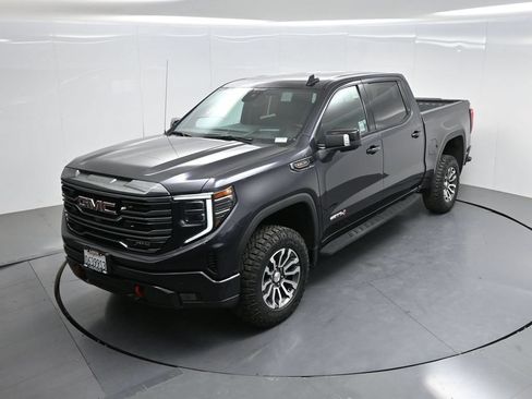 Used 2022 GMC Sierra 1500 AT4 w/ AT4 Premium Package AWD/4WD image 59