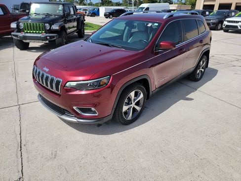 Used 2020 Jeep Cherokee Limited FWD image 1