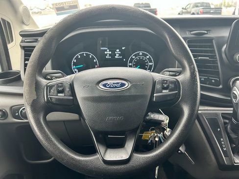 Used 2020 Ford Transit 250 Base image 19