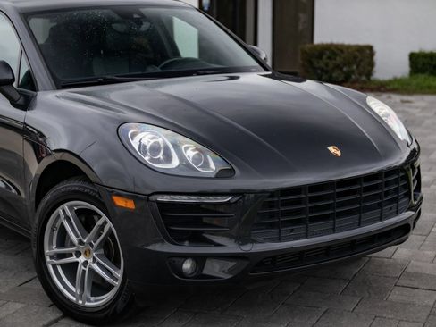 Used 2018 Porsche Macan Sport Edition AWD/4WD image 3