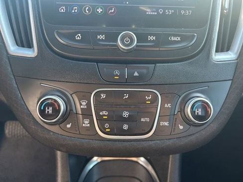 Used 2023 Chevrolet Malibu LT FWD image 24