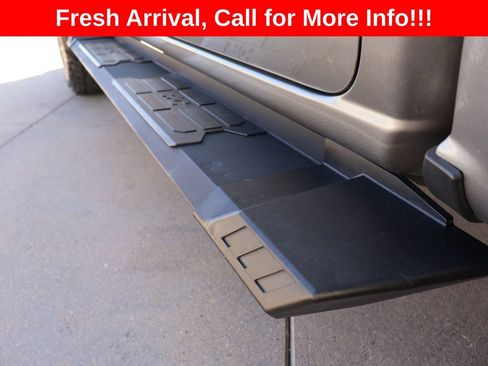 Certified 2023 GMC Canyon AT4 w/ AT4 Premium Package AWD/4WD image 8