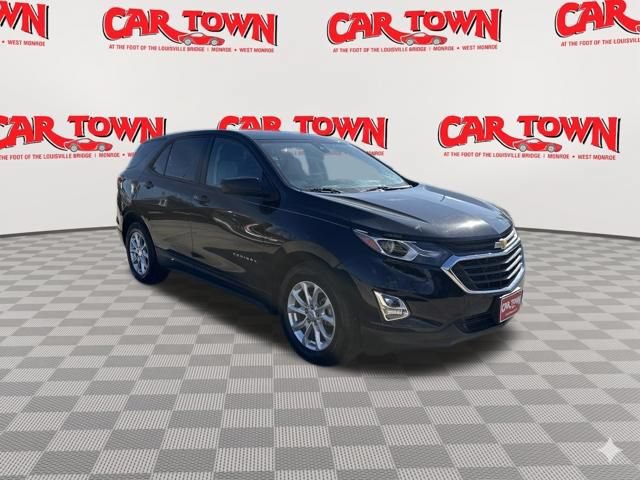 Used 2020 Chevrolet Equinox LS w/ LS Convenience Package FWD image 2