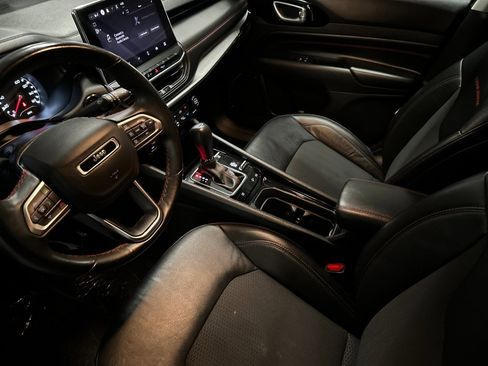 Used 2022 Jeep Compass Trailhawk w/ Trailhawk Convenience Group image 9