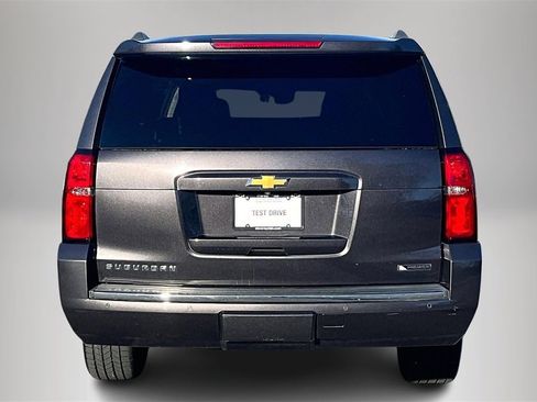 Certified 2017 Chevrolet Suburban Premier image 7