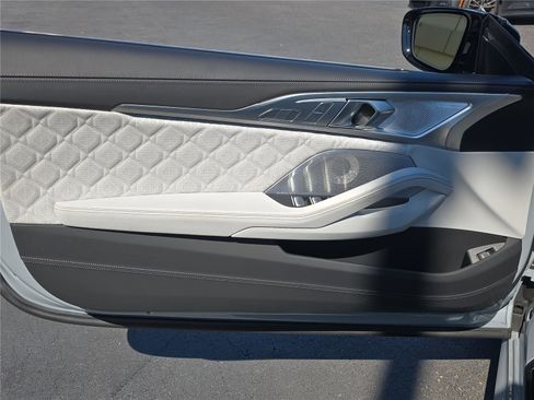 Used 2024 BMW M8 Competition image 9