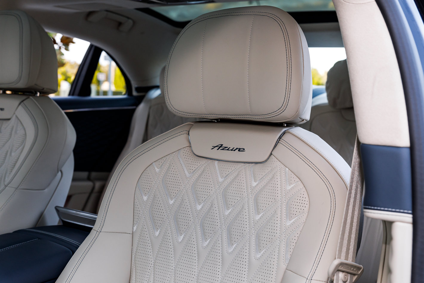 Used 2026 Bentley Flying Spur Azure AWD/4WD image 33