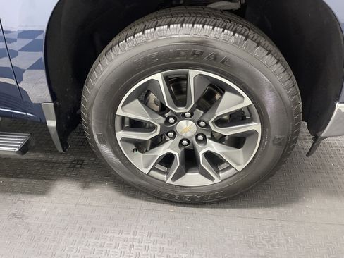 Used 2023 Chevrolet Silverado 1500 LT image 28