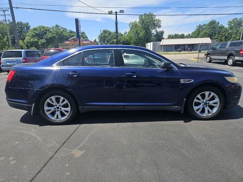 Used 2011 Ford Taurus SEL image 6
