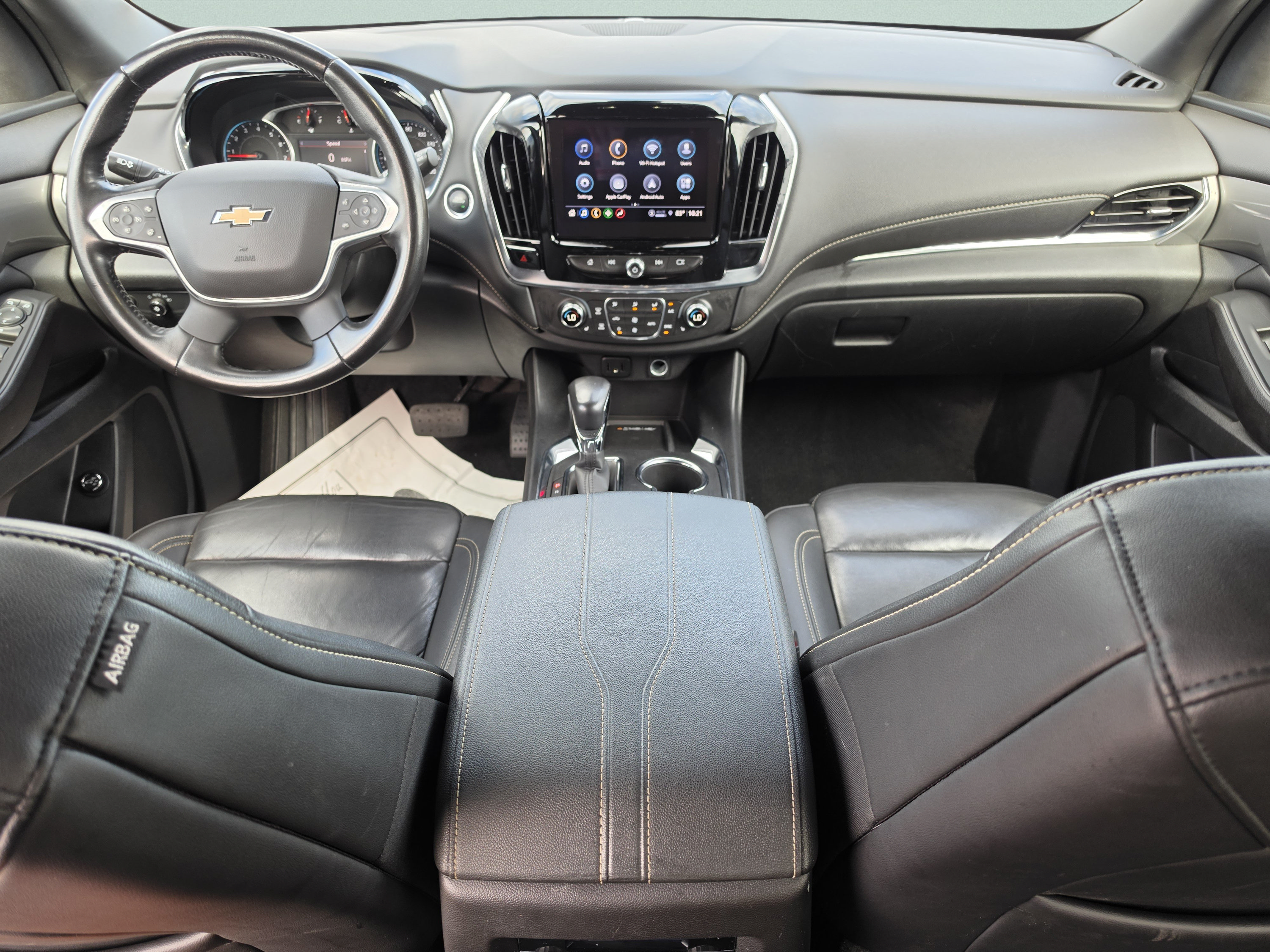 Used 2022 Chevrolet Traverse LT FWD image 19
