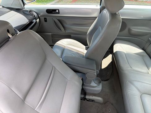 Used 2003 Volkswagen Beetle GLS FWD image 16