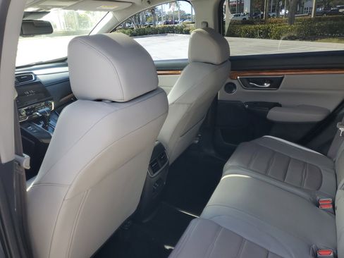 Used 2017 Honda CR-V Touring image 16