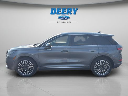 Used 2022 Lincoln Corsair Reserve w/ Equipment Group 201A AWD/4WD image 5