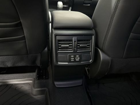 Used 2025 Subaru Forester Limited w/ Popular Package #2 AWD/4WD image 22