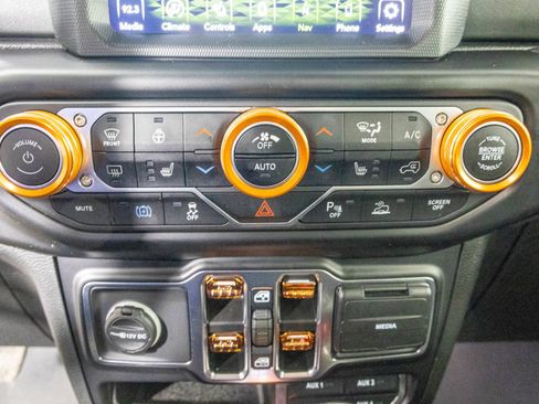 Used 2021 Jeep Wrangler Unlimited Sahara 4xe w/ Cold Weather Group image 30