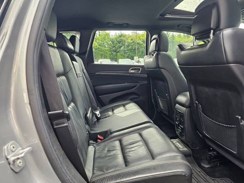 Used 2015 Jeep Grand Cherokee Limited AWD/4WD image 11