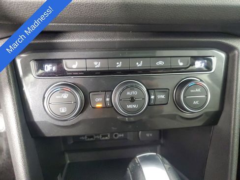 Used 2019 Volkswagen Tiguan SE w/ Panoramic Sunroof Package image 20