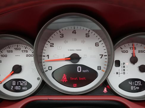 Used 2009 Porsche 911 Cabriolet image 38