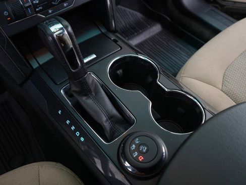 Used 2017 Ford Explorer XLT w/ Equipment Group 201A image 56