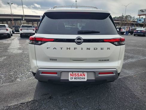 Used 2024 Nissan Pathfinder Platinum w/ Cargo Package image 4