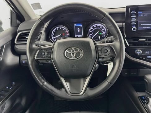 Used 2024 Toyota Camry SE FWD image 14