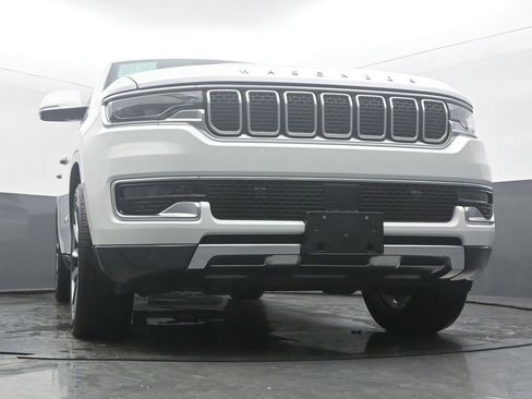 Used 2022 Jeep Wagoneer Series III w/ Premium Group I image 52