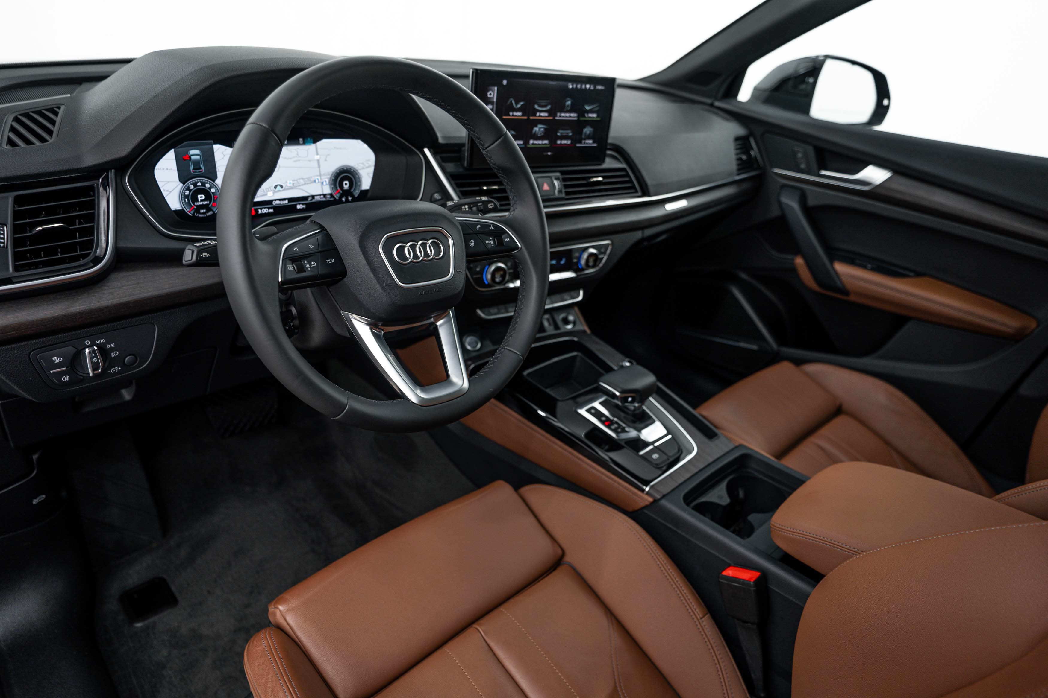 Certified 2024 Audi Q5 2.0T Premium Plus AWD/4WD image 8