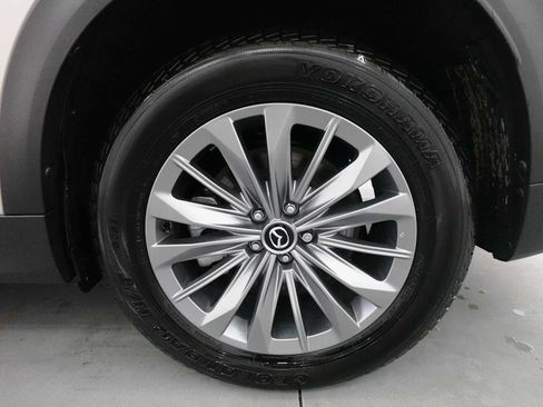 Used 2024 MAZDA CX-90 Plug-In Hybrid w/ Preferred AWD/4WD image 9