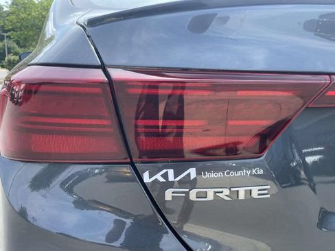 Certified 2022 Kia Forte GT-Line FWD image 10