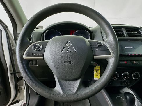 Used 2019 Mitsubishi Outlander Sport ES image 15