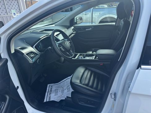 Used 2020 Ford Edge SEL image 5