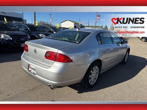Used 2010 Buick Lucerne CXL image 10