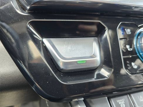 Used 2024 GMC Sierra 3500 Denali w/ Denali Reserve Package image 28