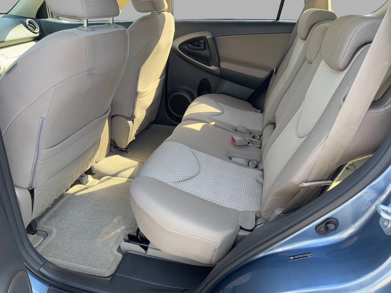 Used 2007 Toyota RAV4 2WD image 17