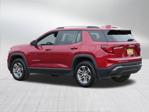 Used 2025 GMC Terrain Elevation w/ Elevation Premium Package image 5