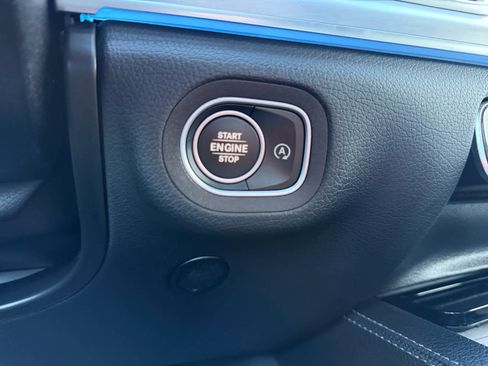 Used 2024 Mercedes-Benz GLS 450 4MATIC image 21