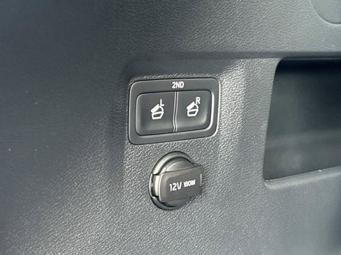 Used 2022 Kia Telluride LX AWD/4WD image 12