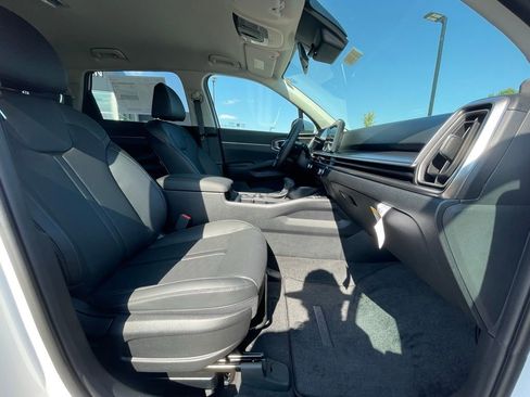 New 2026 Kia Sorento S image 30