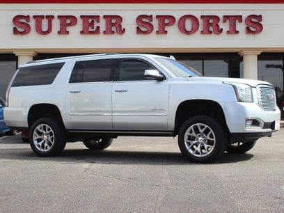 Used 2017 GMC Yukon XL Denali