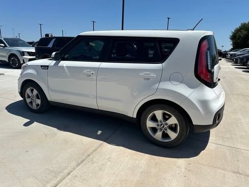 Used 2018 Kia Soul w/ Convenience Package FWD image 12