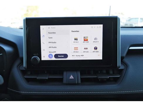 Used 2025 Toyota RAV4 XLE image 22