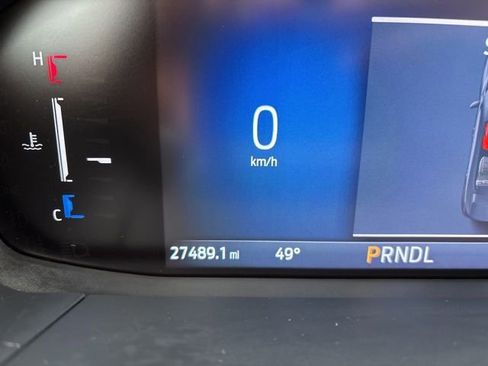 Used 2025 Ford Escape Active AWD/4WD image 17
