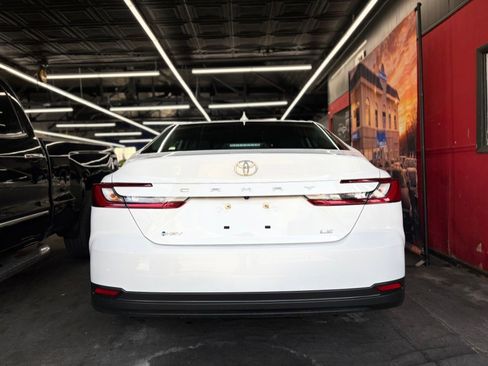 Used 2025 Toyota Camry LE FWD image 5
