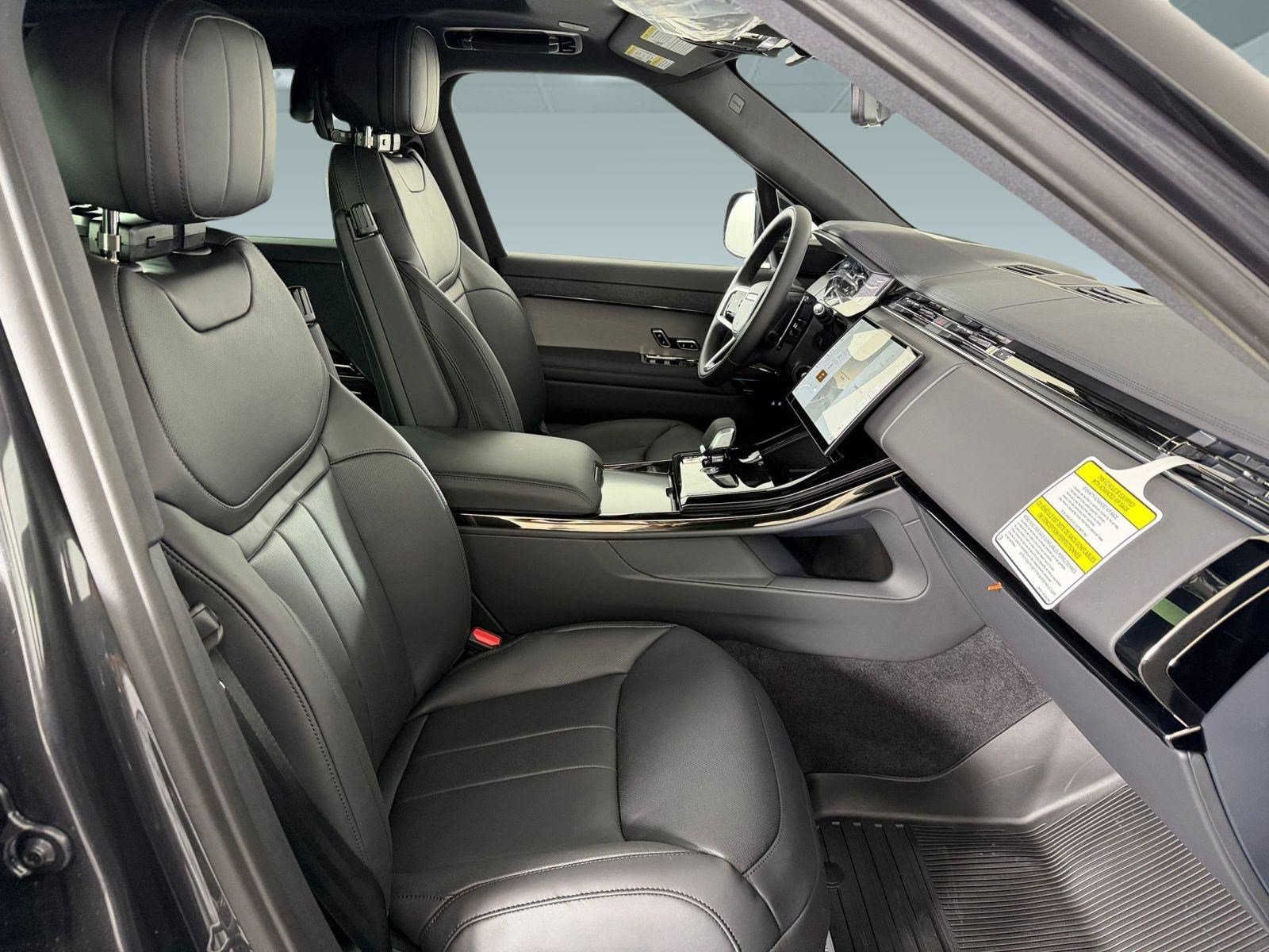 New 2026 Land Rover Range Rover Sport SE AWD/4WD image 19