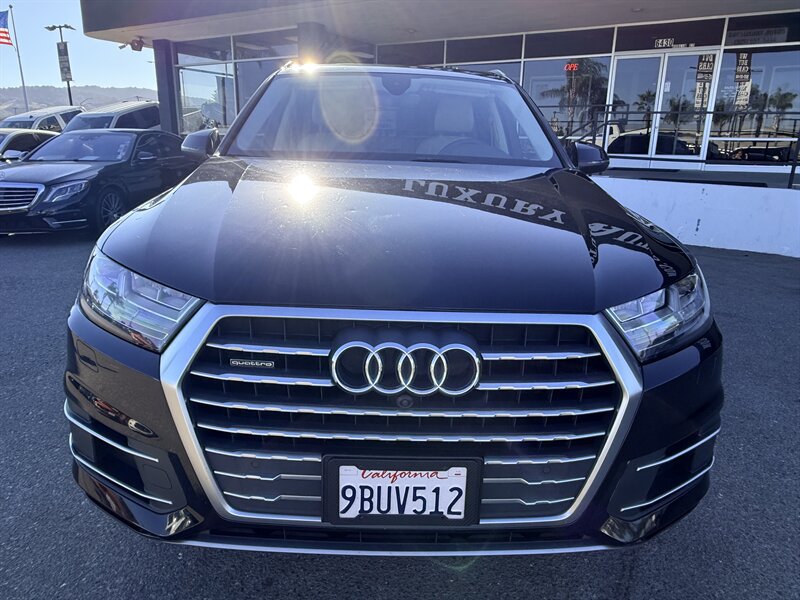 Used 2019 Audi Q7 2.0T Premium Plus w/ Premium Plus Package AWD/4WD image 2