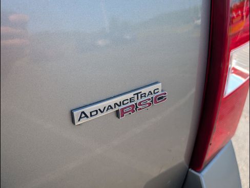 Used 2008 Ford Expedition XLT image 9