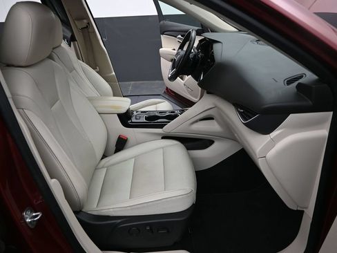 Used 2021 Buick Envision Essence w/ Technology Package I FWD image 30