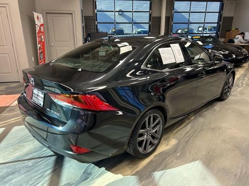 Used 2017 Lexus IS 300 F Sport w/ F Sport Package image 33