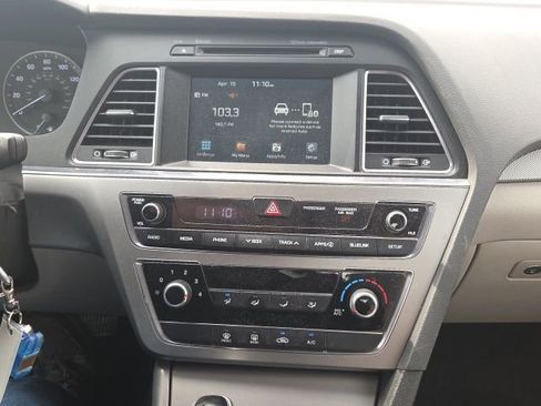 Used 2016 Hyundai Sonata SE FWD image 25